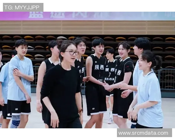 重庆篮球队战术引发热议球迷与专家各执己见的背后故事